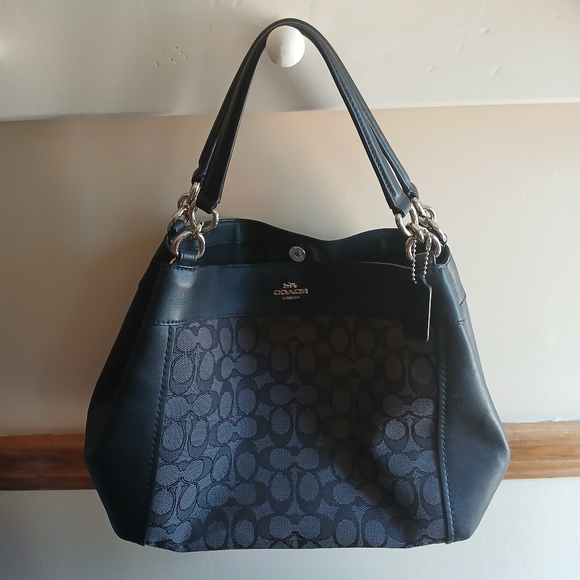 Coach Handbags - Coach Black Shoulder Bag with Elegant Design. Like New Condtion!!